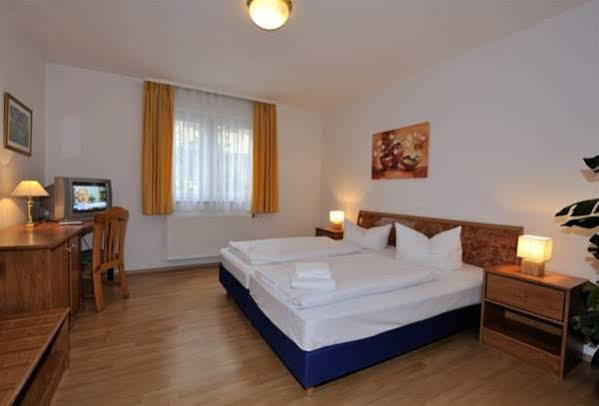 Rhein Neckar Hotel Mannheim Exterior photo