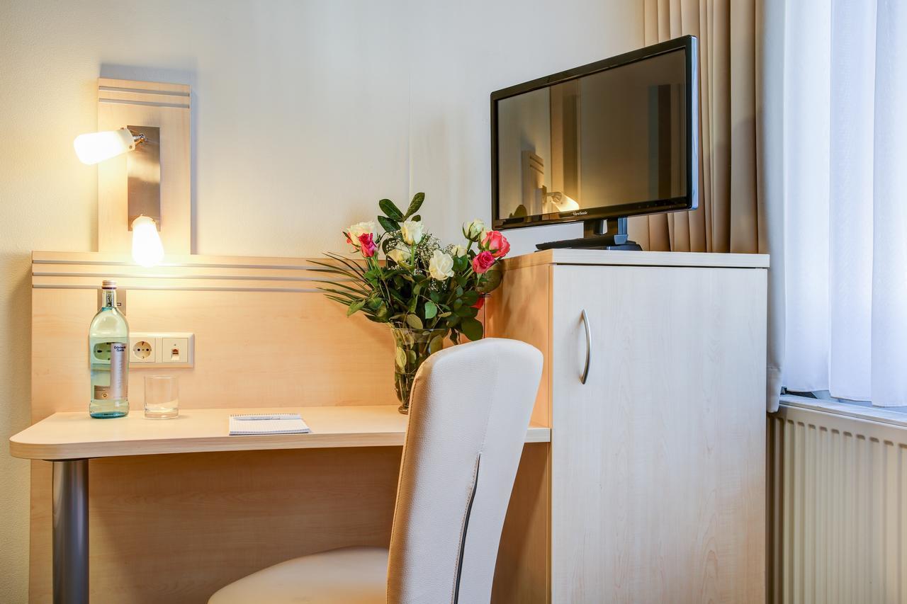 Rhein Neckar Hotel Mannheim Exterior photo