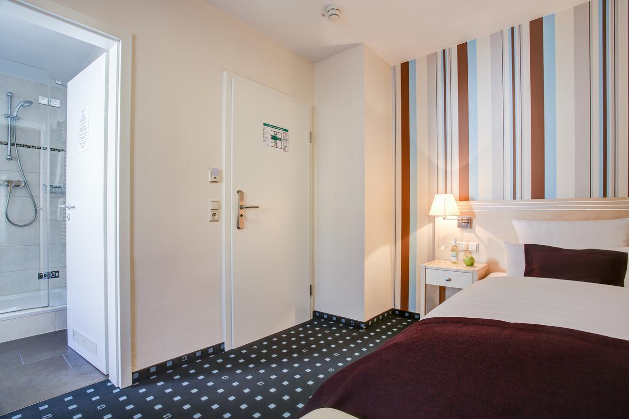 Rhein Neckar Hotel Mannheim Exterior photo