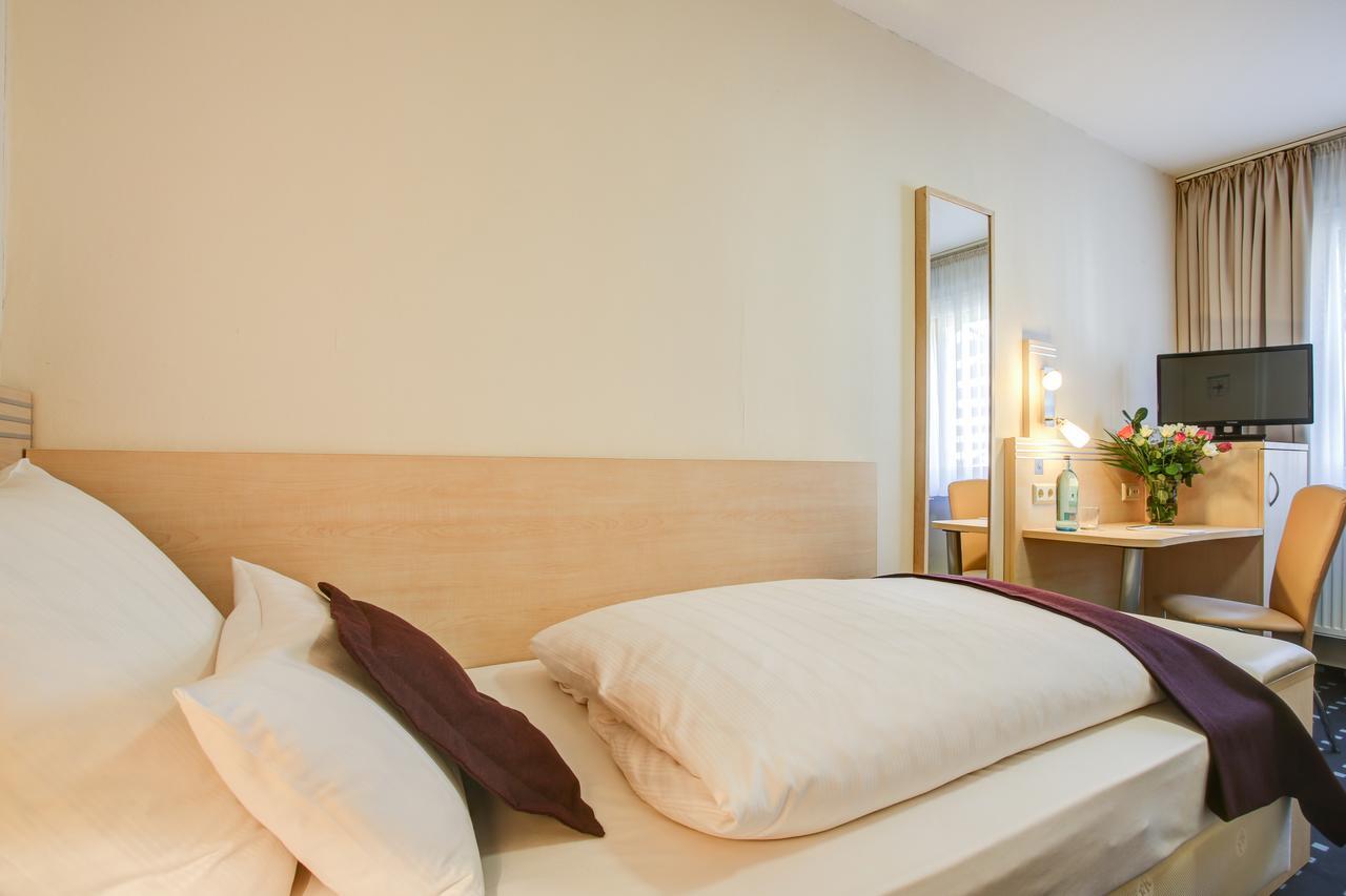 Rhein Neckar Hotel Mannheim Exterior photo
